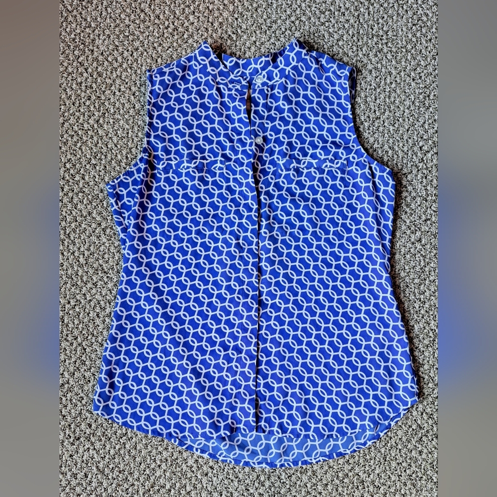 Banana Republic Chain Print Sleeveless Blouse